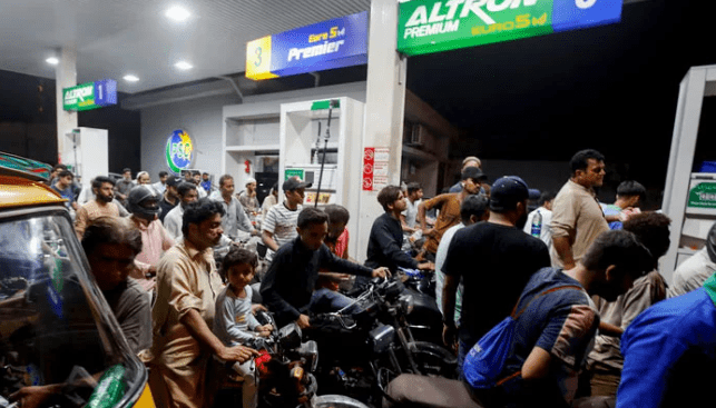 Pakistan Orders Emergency Fuel Imports Amid Iran-Israel ,