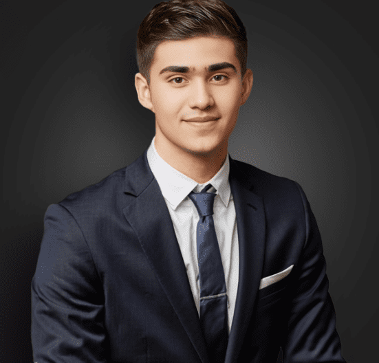 Meet Muhammad Huzaifa: Motion & Graphic Design Expert