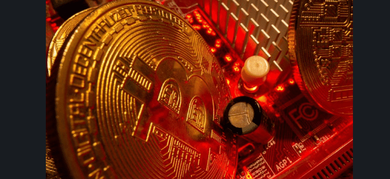 Bitcoin Holds Steady Near $109k Despite Market Worries