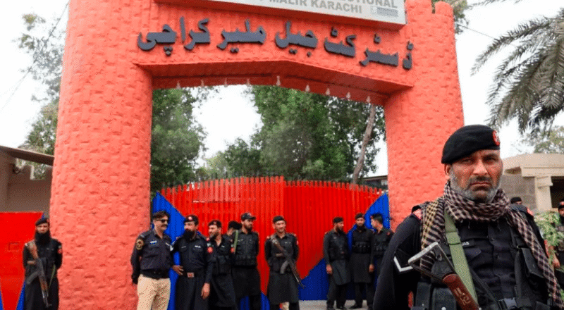 216 Prisoners flee Karachi prison after earthquake evacuation
